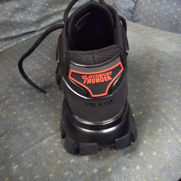 Prada cloud bust thunder - Picture 3 of 4